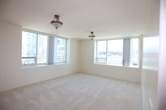 Photo - Hawaiki Tower - 2 bedroom, 2 bath with 2 c... Unit 1004