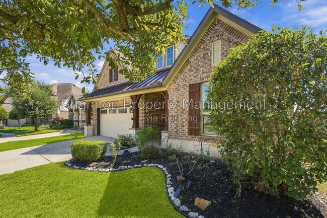 11022 Sarah Bluff Ln