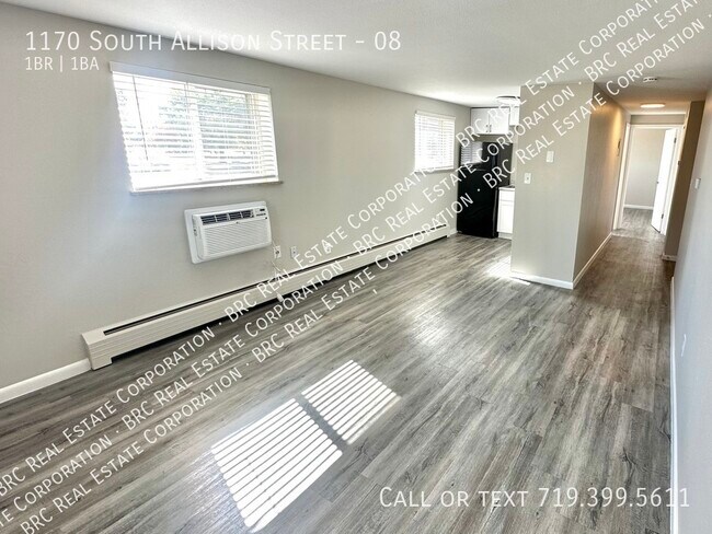 Photo - 1170 S Allison St Unidad 08