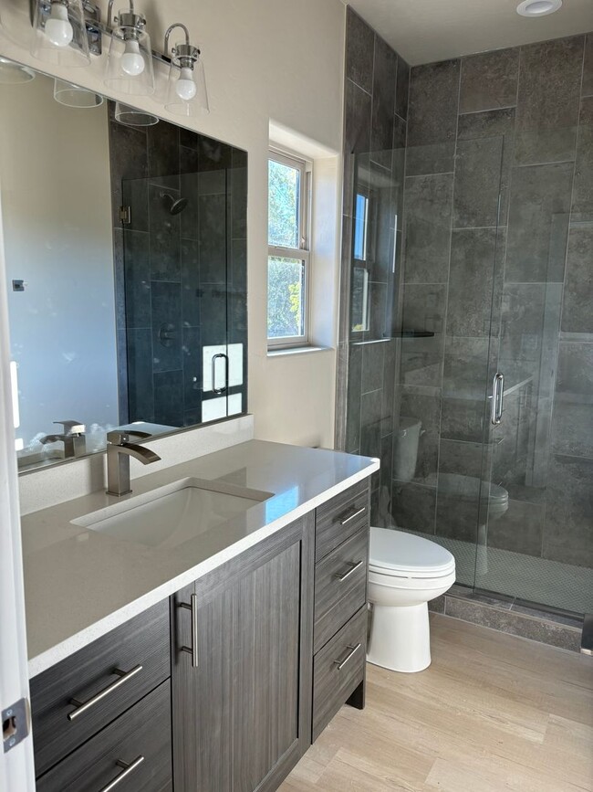 Photo - Charming 1-Bed/1-Bath Apartment