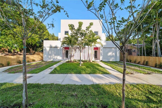 Building Photo - 3437 NW 9th Ct Unit 3437 Rental
