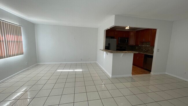 Photo - 166 Valencia Dr