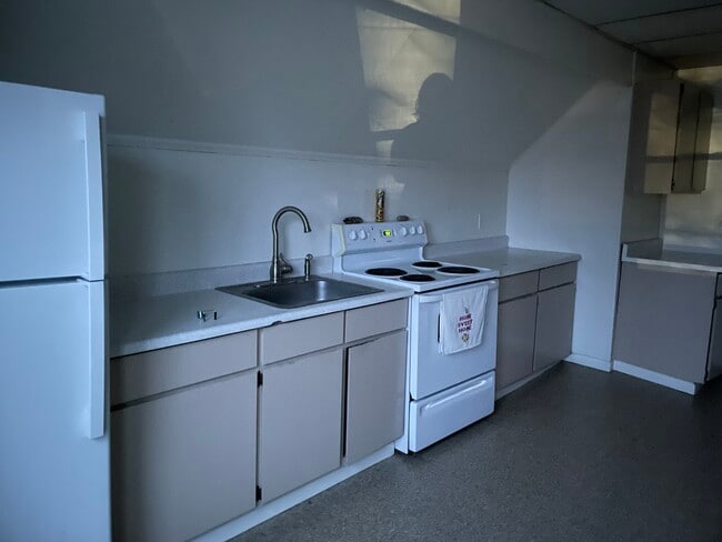 Photo - 70 Rutgers St