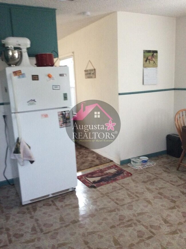 Photo - Cute 2 Bedroom Home!