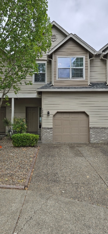 Building Photo - 18549 SW Takena Ct Rental