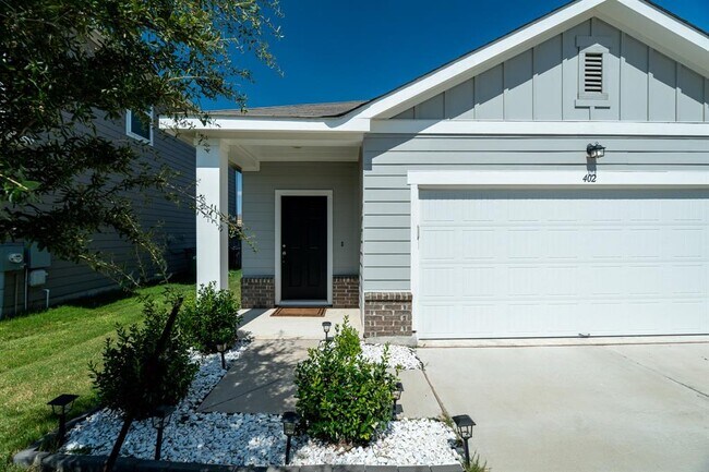 Photo - 402 Gemsbok Rd