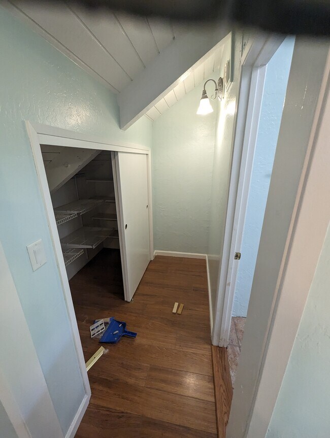 Photo - 475 Kekoanui Pl