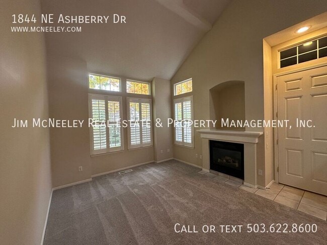 Photo - 1844 NE Ashberry Dr