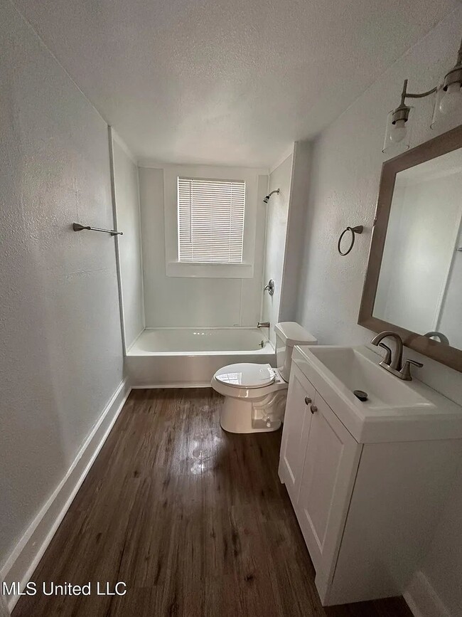 Photo - 148 Princeton St