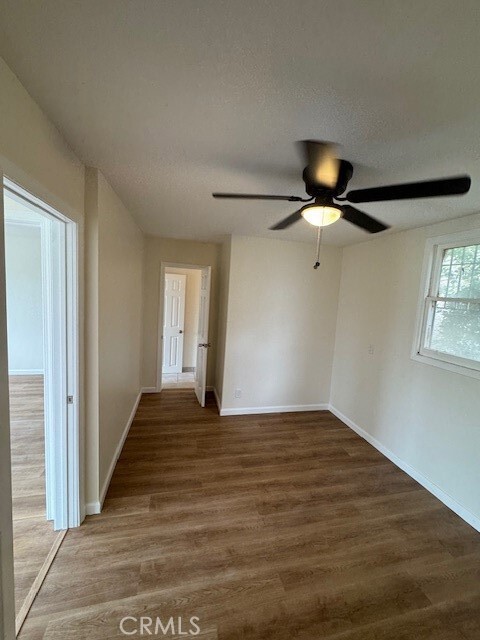 Photo - 11220-11222 Concert St