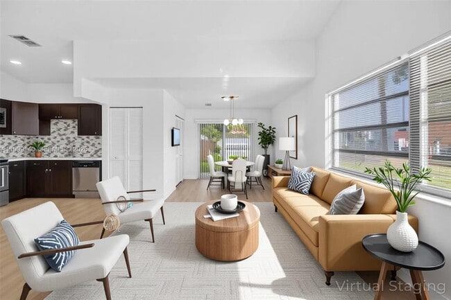 Photo - 339 SW 15th St Unit 1-2