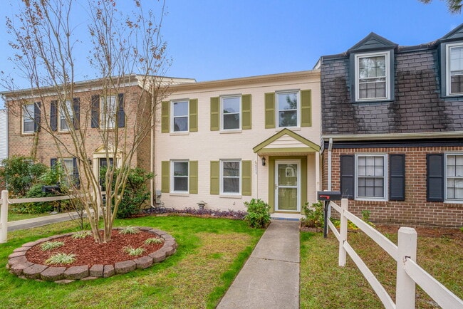 Photo - 5213 Clover Hill Dr