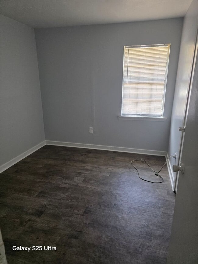 Photo - 1238 Kennington Ave - Unit A