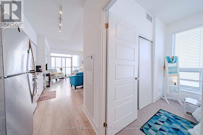 Photo - 1255 Bayly St Unit 2207