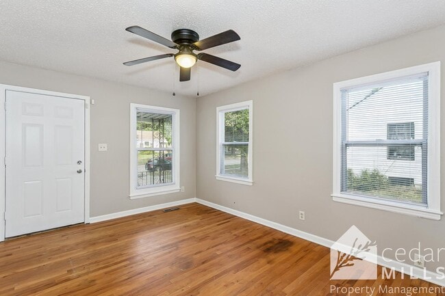 Photo - 4 Bedroom w/ a Basement!