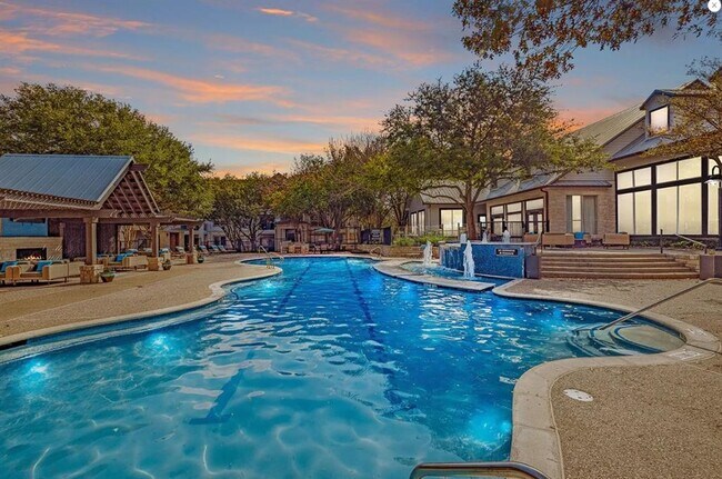 Photo - 10505 S I-35 Frontage Rd Unidad 2234