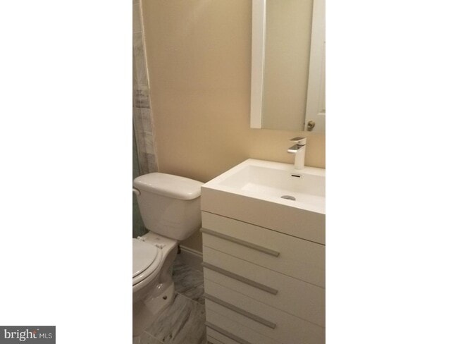Photo - 2433 Fairmount Ave Unit 2