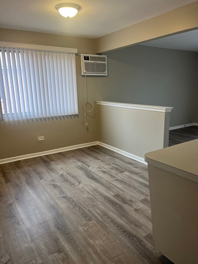 Photo - 6045 Marshall Ave Unit 3W