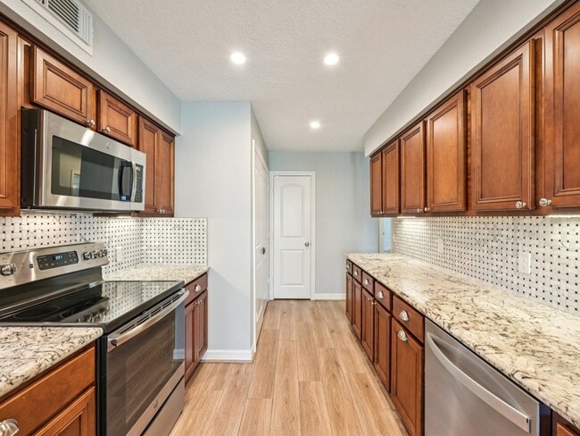 Photo - 64 Hideaway Dr