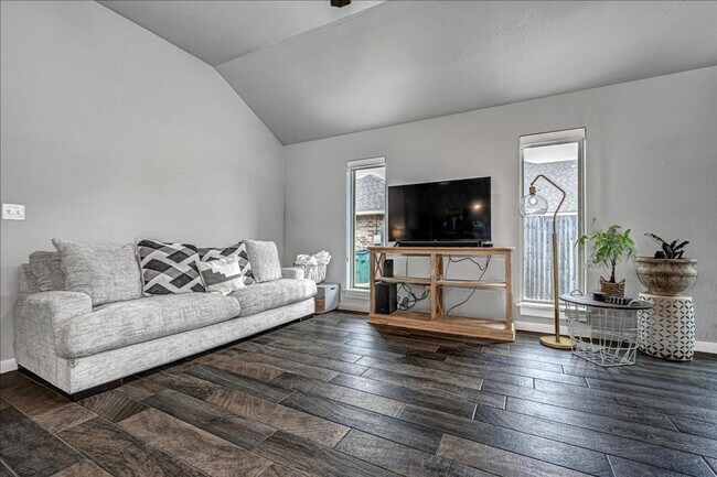 Photo - 10300 Glover River Dr