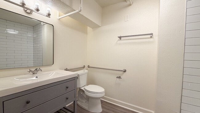 Photo - 1400 Cumberland St Unit 105