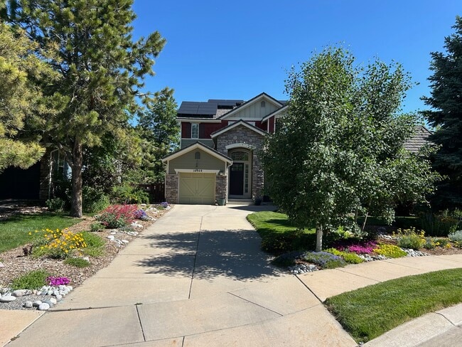 Summertime gardens! - 16909 W 63rd Ln