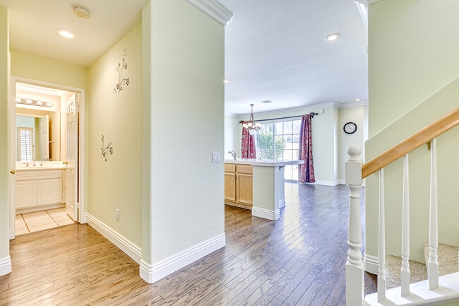 Photo - 5960 Juniper Ct
