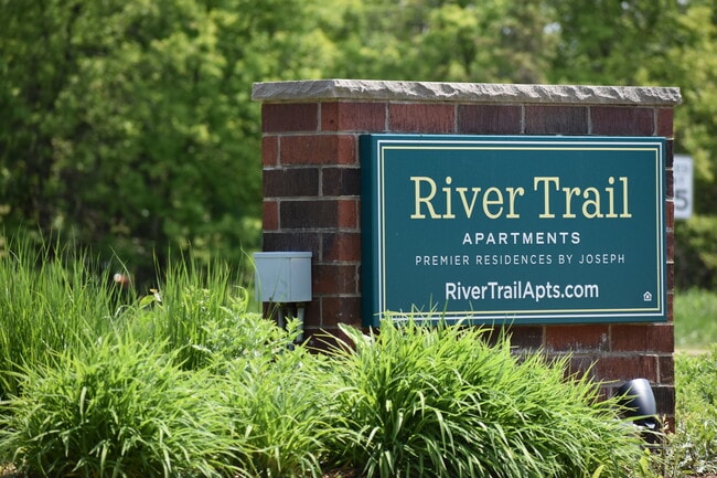 Photo - River Trail Apartments