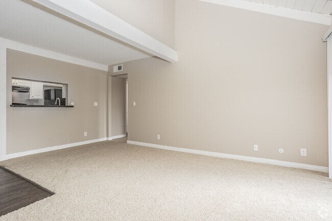 2 habitaciones, 1 baño, 950 pies cuadrados, sala de estar - Country Hills Apartment Homes