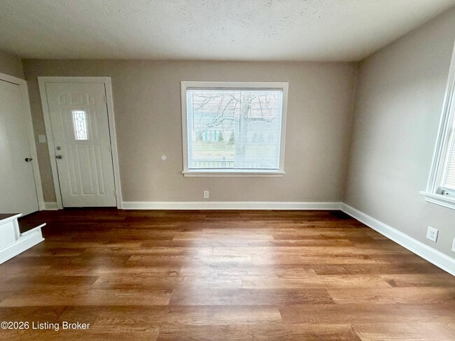 Photo - 5531 Minor Ln