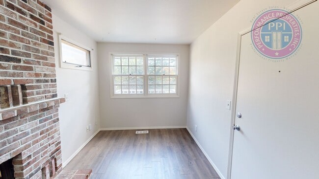 Photo - far455 Unit 3