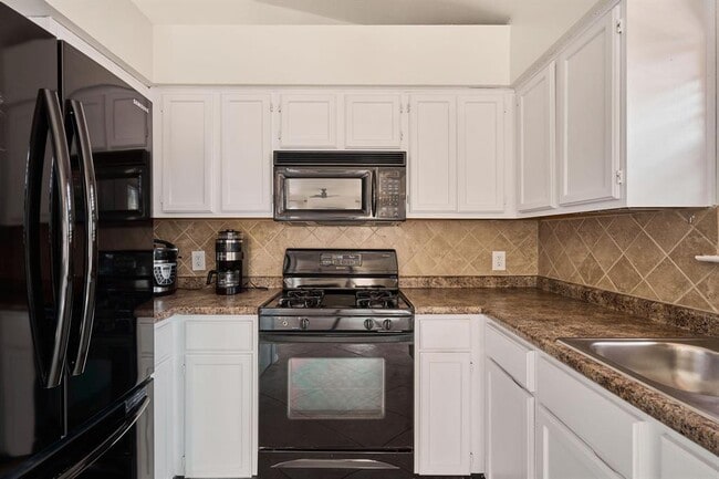 Photo - 1504 Black Cherry Dr