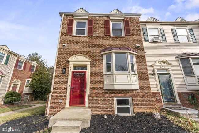 Photo - 8213 Roxbury Dr