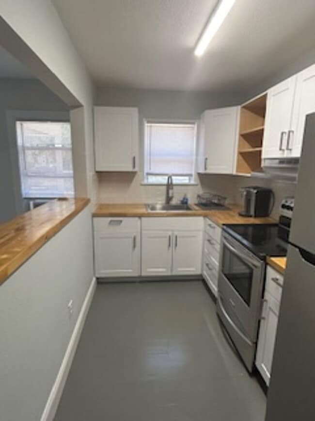 Photo - Quaint 1/1 apartment