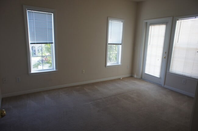 Photo - 3615CR#622(100) Unit 622