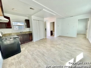 Photo - 1033 Rivas St