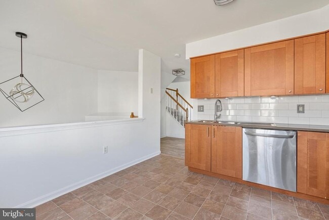 Photo - 7813 Flager Cir