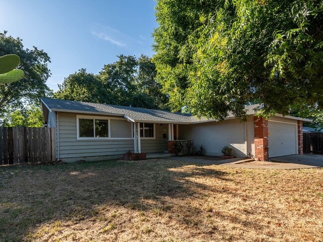 Photo - Single Level Ranch Home In Desirable Clayt...