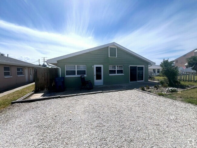 Building Photo - 3862 S Atlantic Ave Unit East Rental