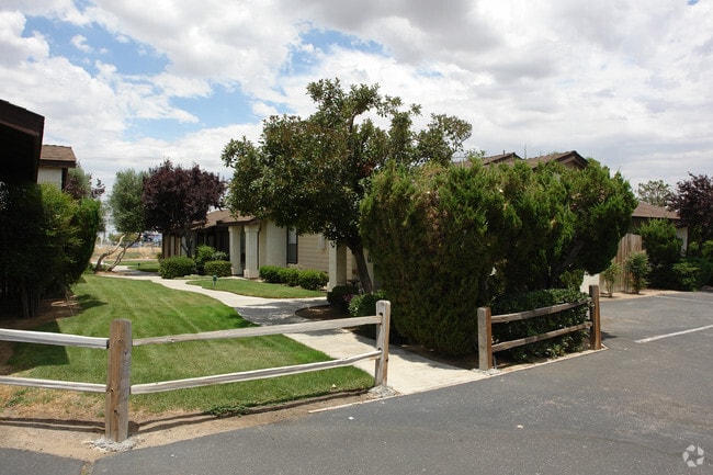Sequoia Villas Apartments