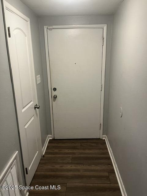 Photo - 1470 Thornton Ave