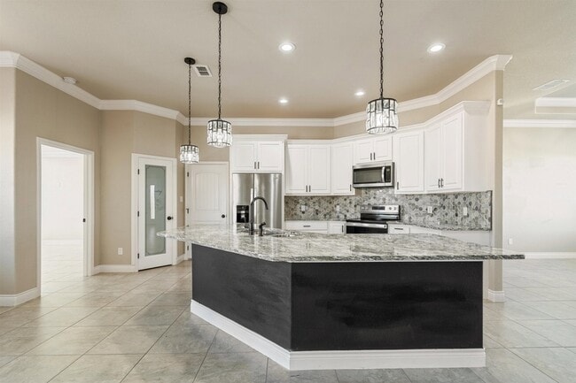 Photo - 122 Little Bighorn Trl