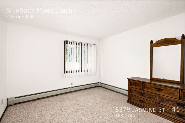 Photo - 8379 Jasmine St Unidad #1