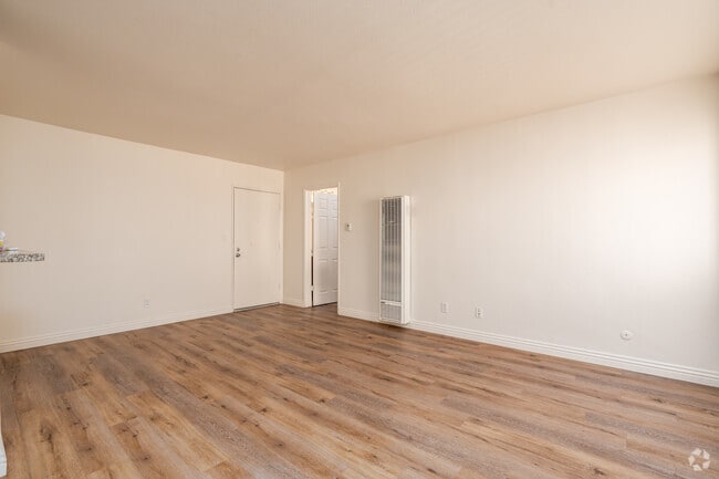 Photo - El Conquistador Apartments