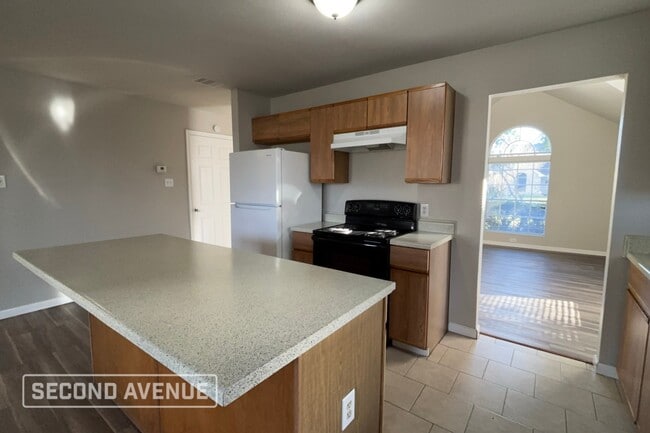 Photo - 4151 President's Dr S