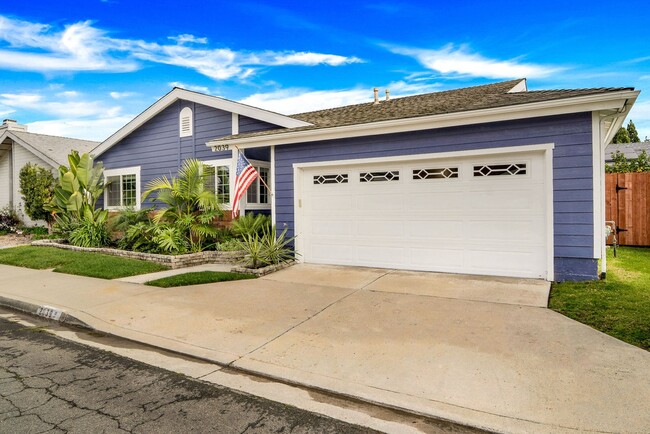 Photo - 2039 Waterbury Dr