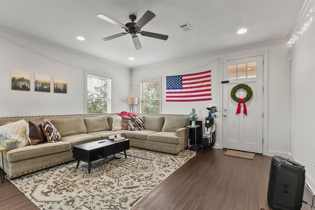 Photo - Spacious 3 Bedroom 3.5 Baths Available for Fall 2026! Schedule your Showing and Apply Today!