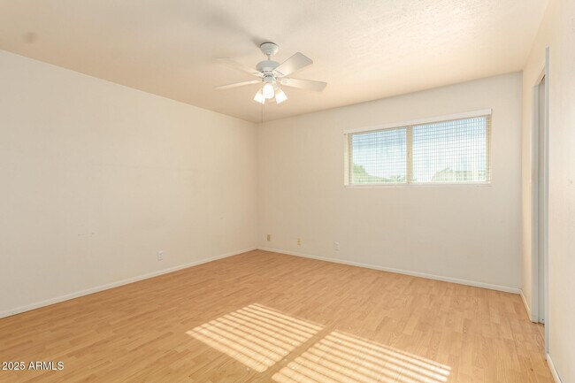 Photo - 6224 E Dallas St