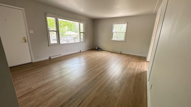 Photo - 2831 13th St