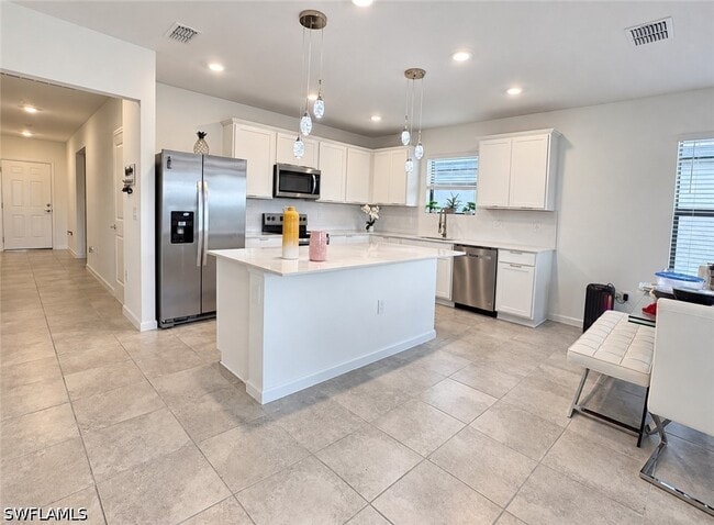 1191 Caloosa Cv Dr
